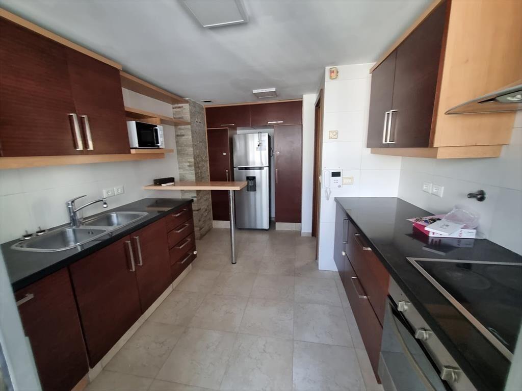 Apartamento Duplex 4 dormitorios  Puerto del Buceo