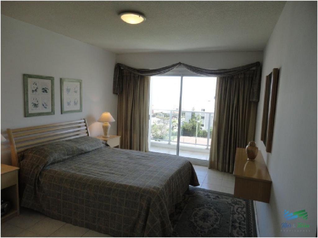 Apartamento en Brava, 1 dormitorios *