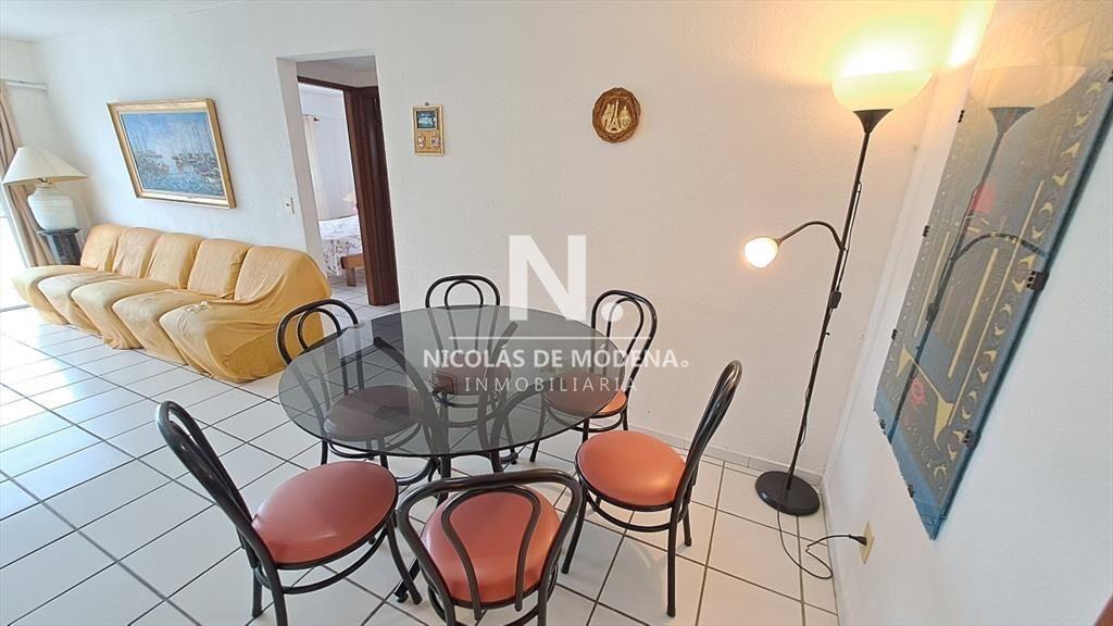 Apartamento en Zona Aidy Grill Punta del Este