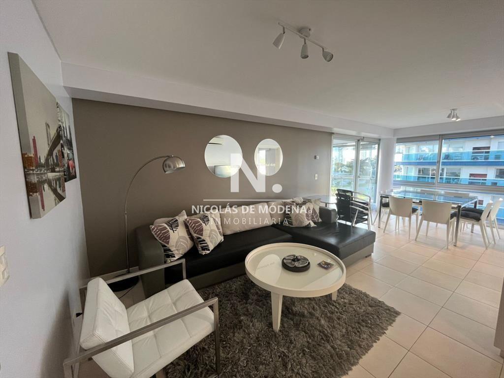 Apartamento en Venta de 3 dormitorios en Playa ,