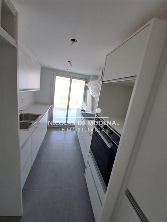 Departamento en venta a metros del mar. Miami II