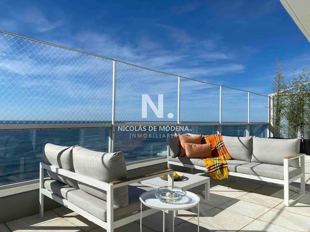 PentHouse de cuatro dormitorios en suite en Le y