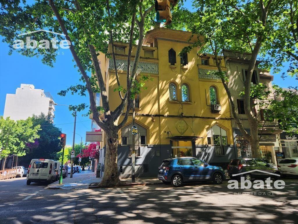 Venta propiedad corporativa - 423m2 sobre Av. Rivera próxim