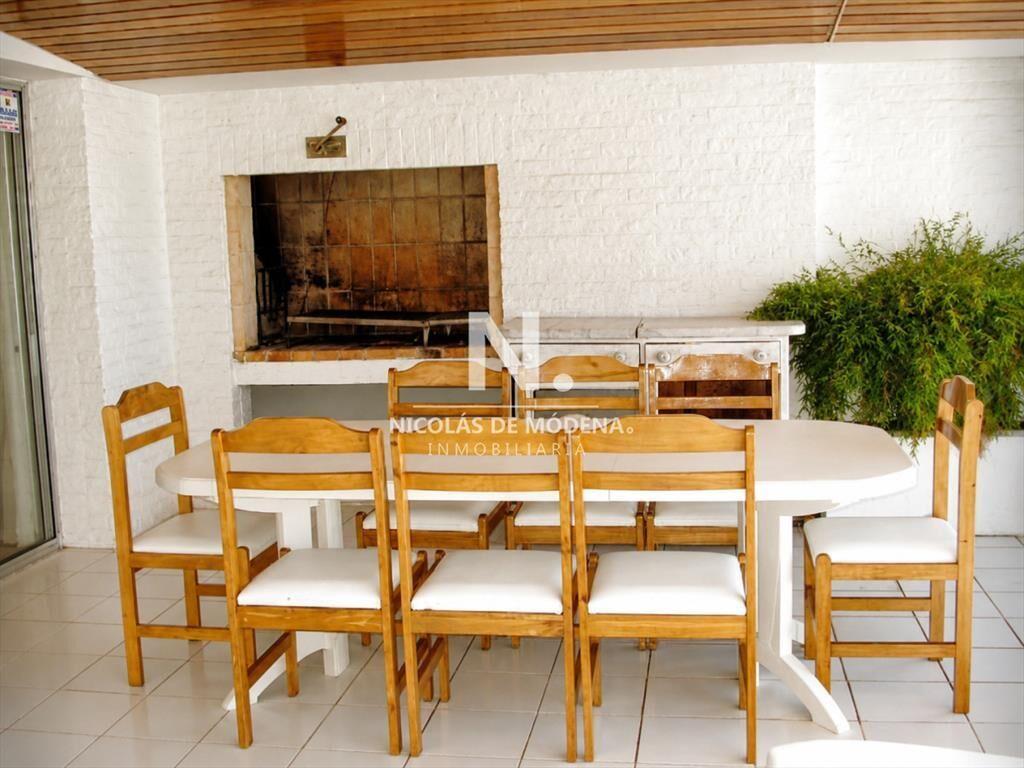 Vende apartamento en el Puerto, totalmente frente
