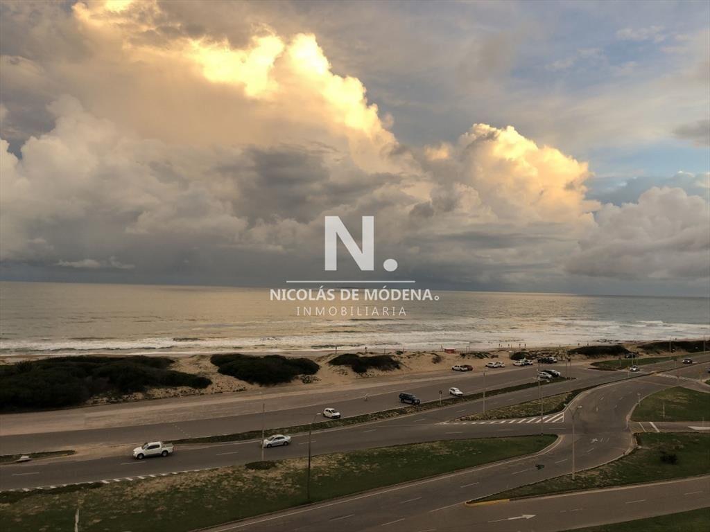 Departamento en venta de 3 dormitorios en Torre