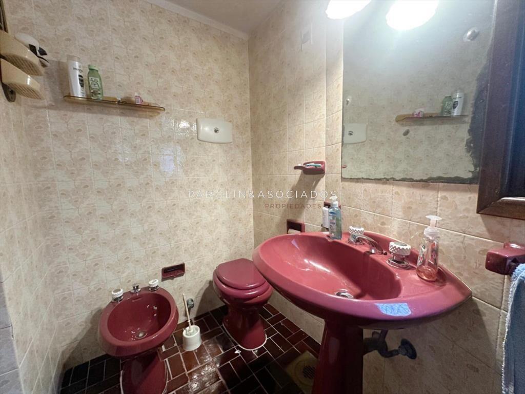 Gran Propiedad en Venta de 5 dormitorios ubicada