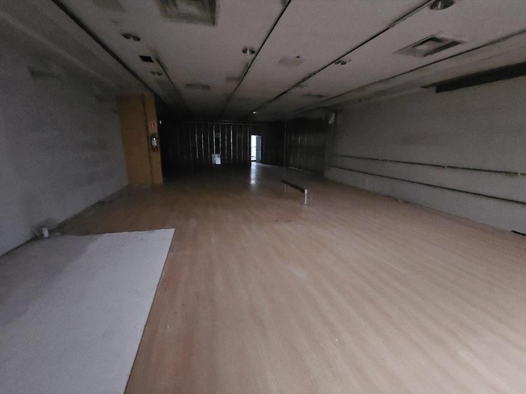 18 de julio y Barrios Amorin, 9 mts de frente, 587 m2 !!