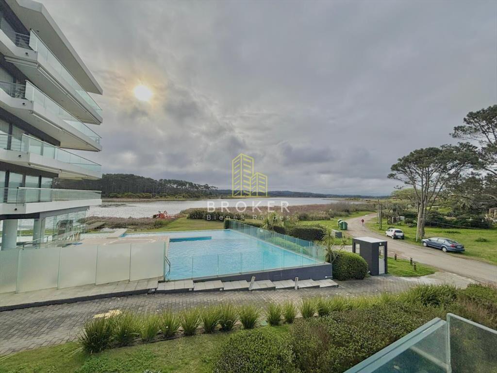 Venta apartamento 2 dormitorios punta del este al