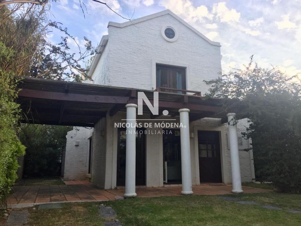 Venta de Casa 4 DORMITORIOS en La Barra, Punta