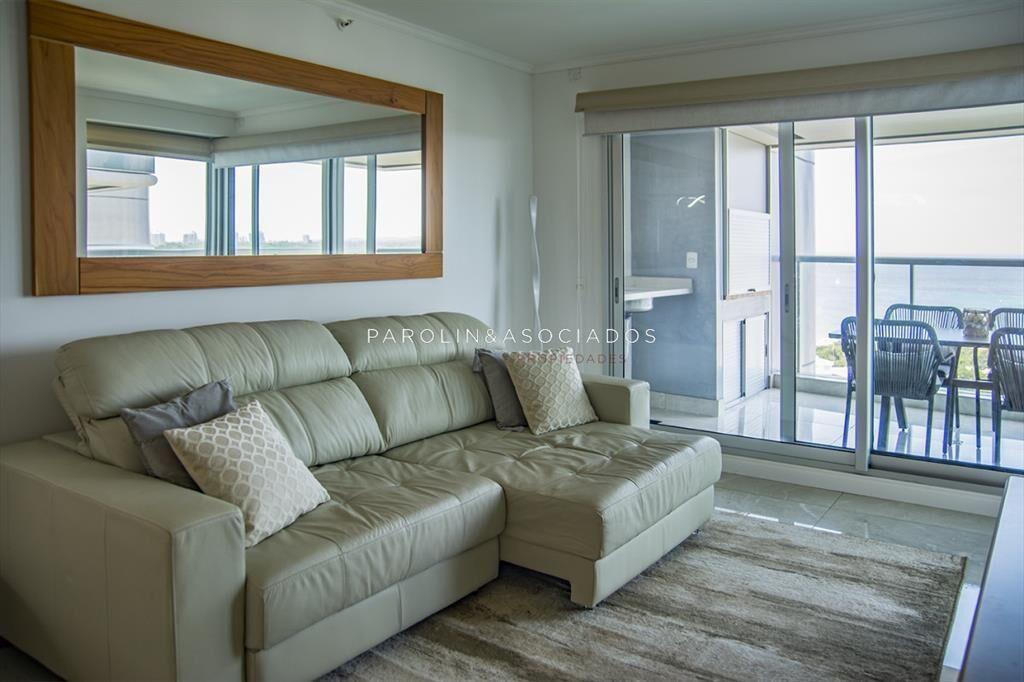 En venta apartamento de 2 dormitorios en Mansa Punta del Es