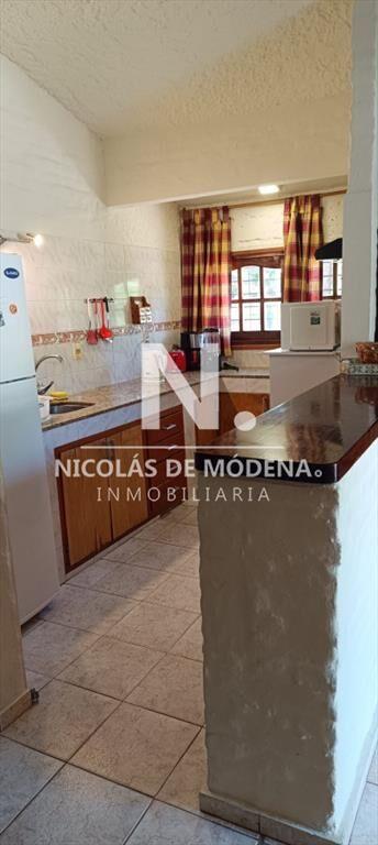 Vende casa en Piriapolis de 4 dormitorios,