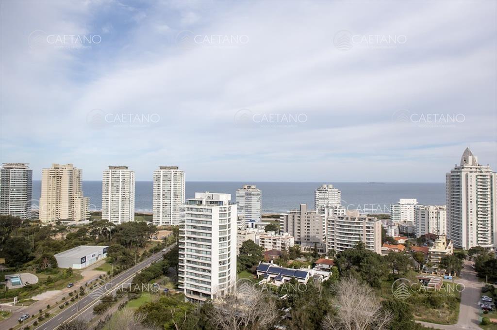 Se vende apartamento en ocean drive II de 3 Punta