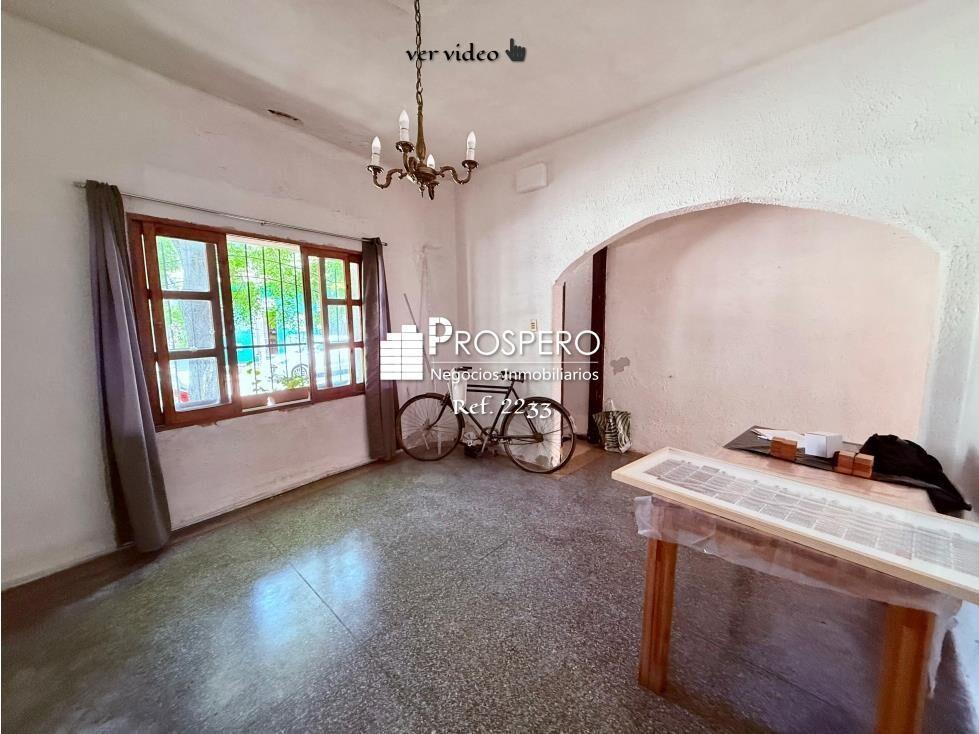 2233/4 Venta terreno con construccion 2dorm Pocitos Nuevo