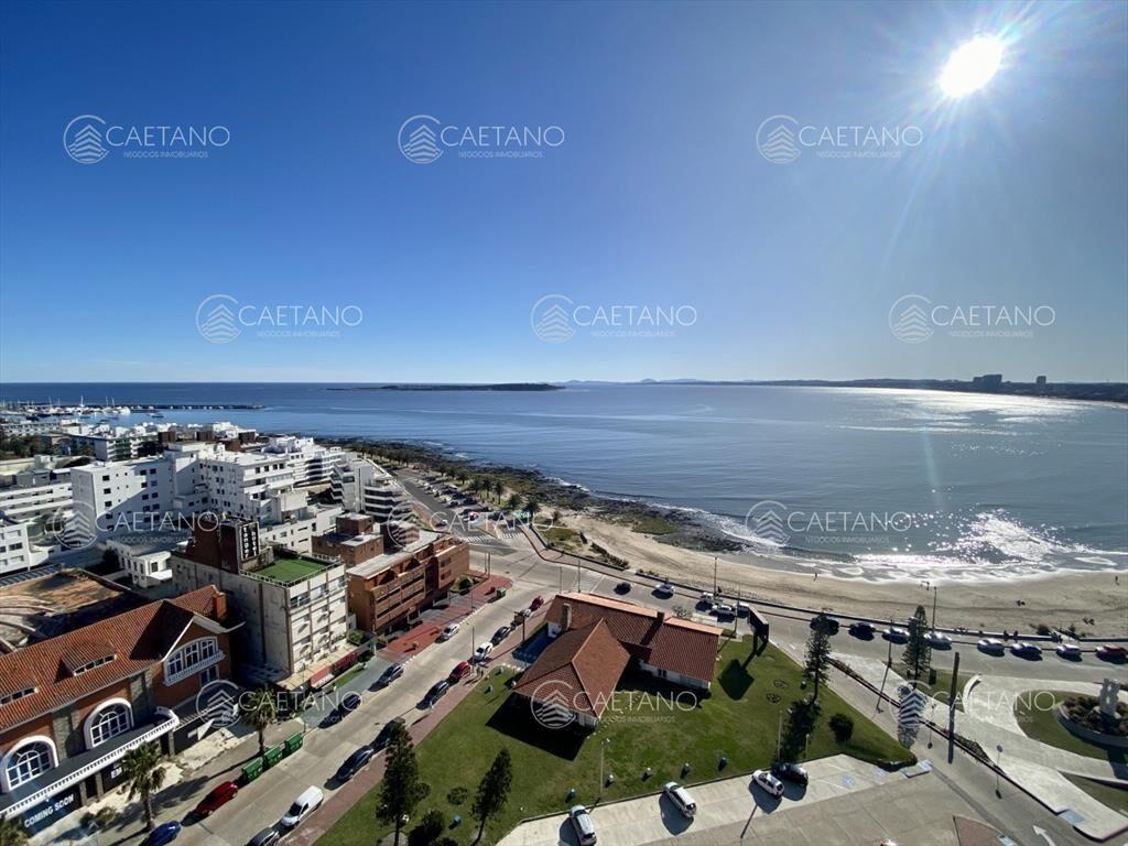 Venta apartamento 4 dormitorios playa mansa Punta