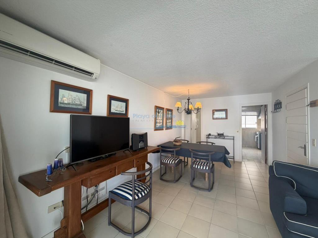 Pent-house en venta de 2 dormitorios en Punta del
