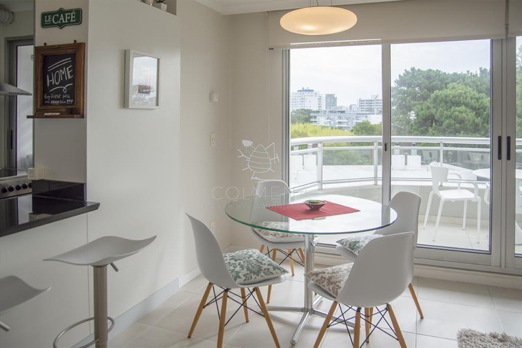 Apto de 1 dor y medio en complejo con amenities.