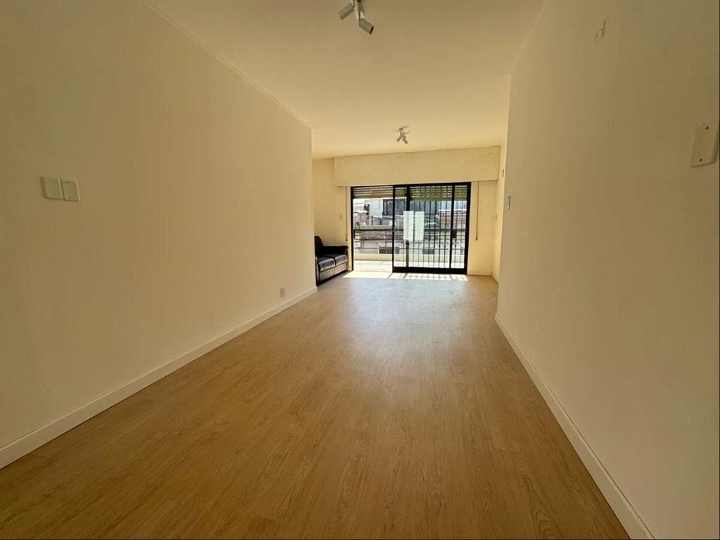Venta casa Aguada 131 m2 2 dormitorios patio parrillero 2 g