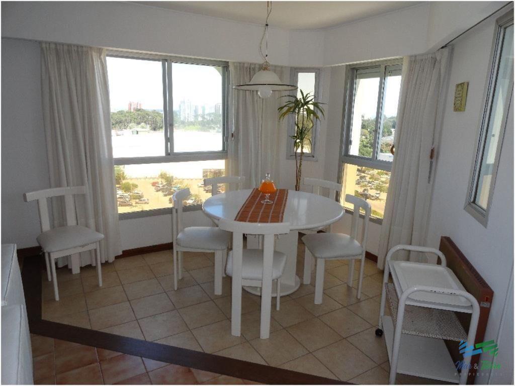 Apartamento en Roosevelt, 2 dormitorios *