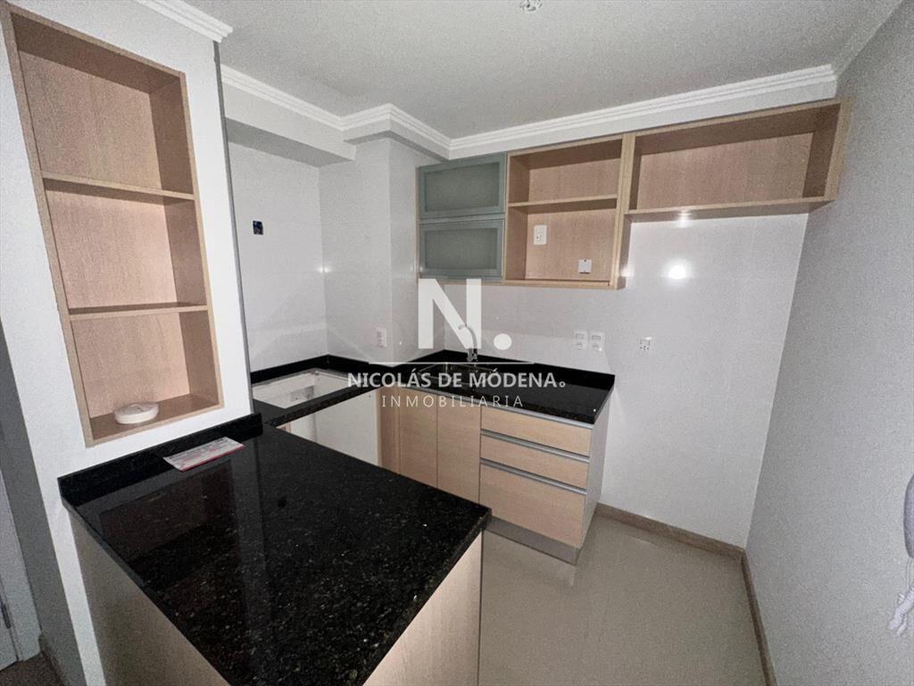 Moderno Apartamento de 2 dormitorios en Punta de