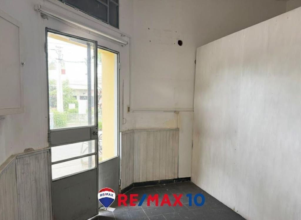 LOCAL COMERCIAL CON EXCELENTE UBIACION