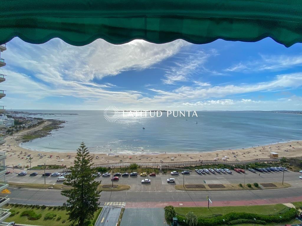 Mansa, apartamento en primera línea, 1