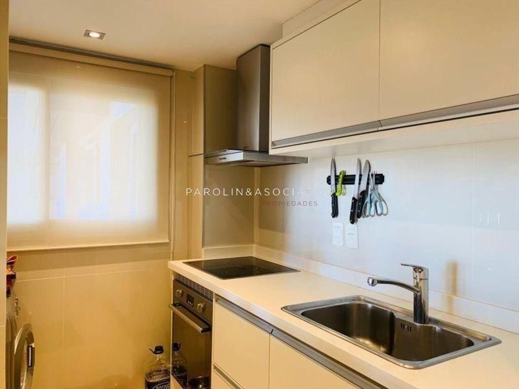 Apartamento en venta de 2 dormitorios en Miami