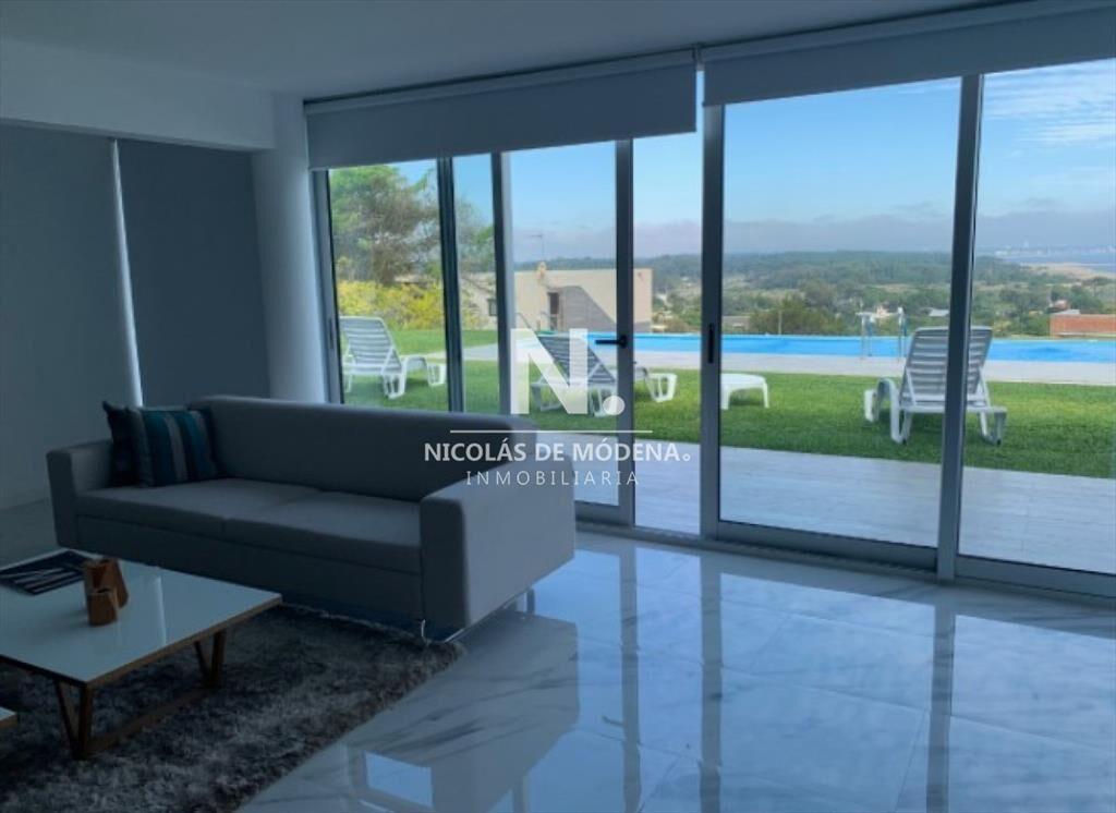 Hermoso Departamento en venta con vista al mar.