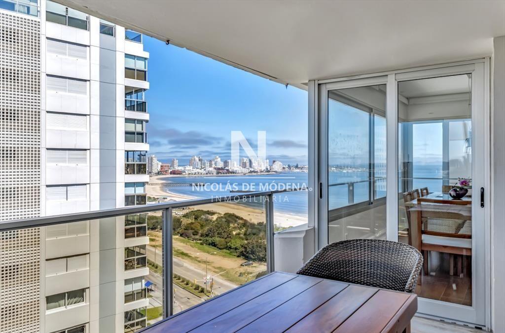 Venta Apartamento, 2 Dormitorios, 2 Baños, y de