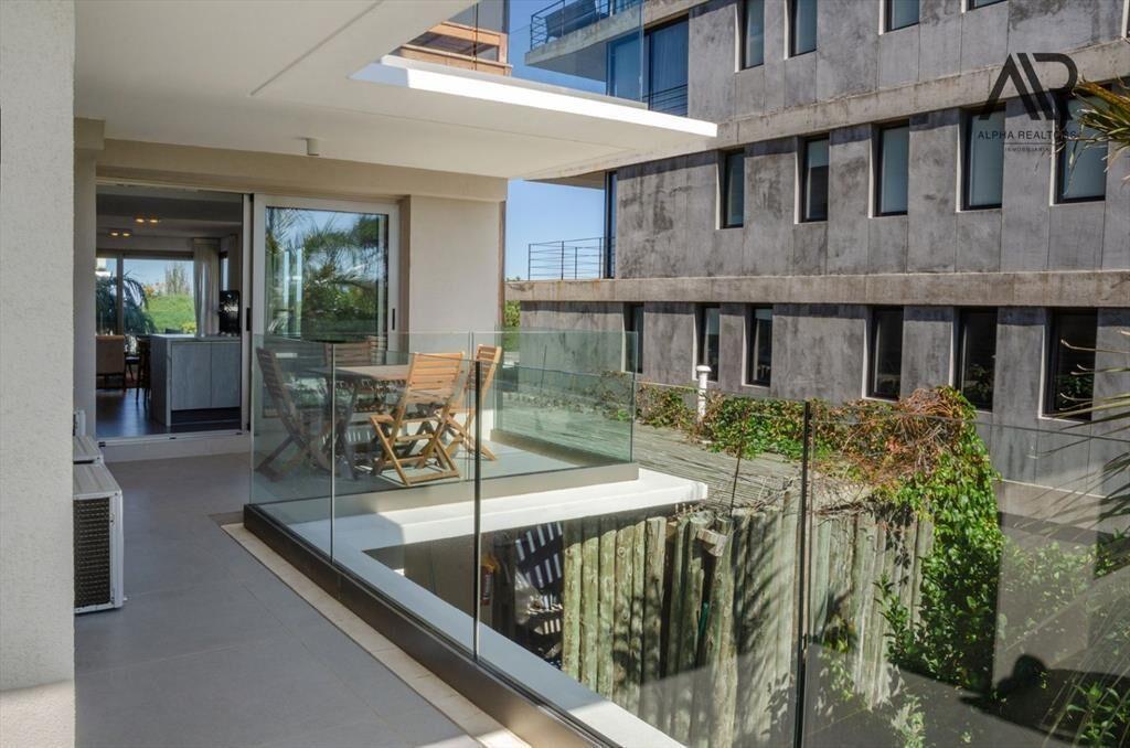 Apartamento en venta c/ cochera en Manantiales