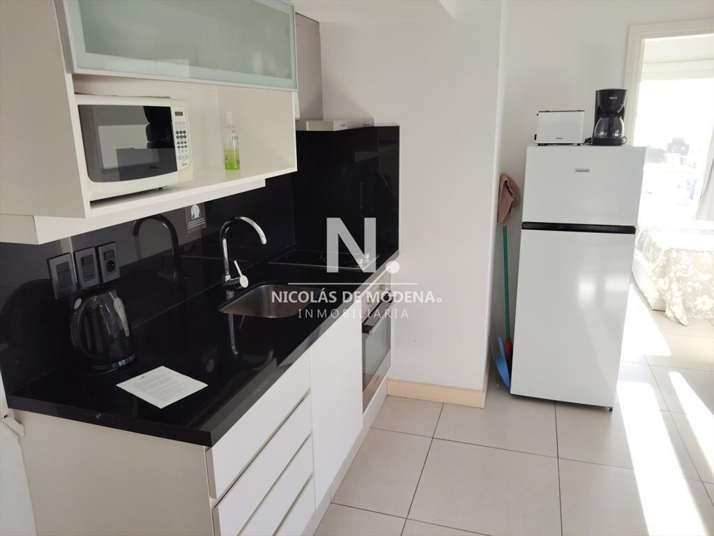 Impecable departamento, comodo e iluminado de 1
