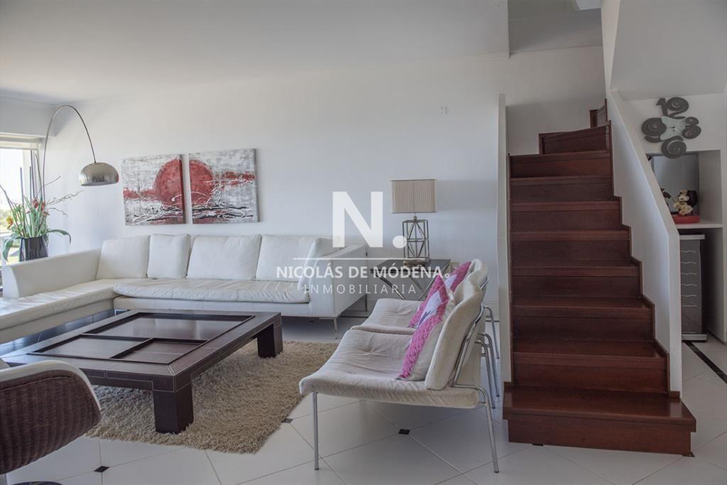 Penthouse Duplex en Venta de 4 dormitorios en ,