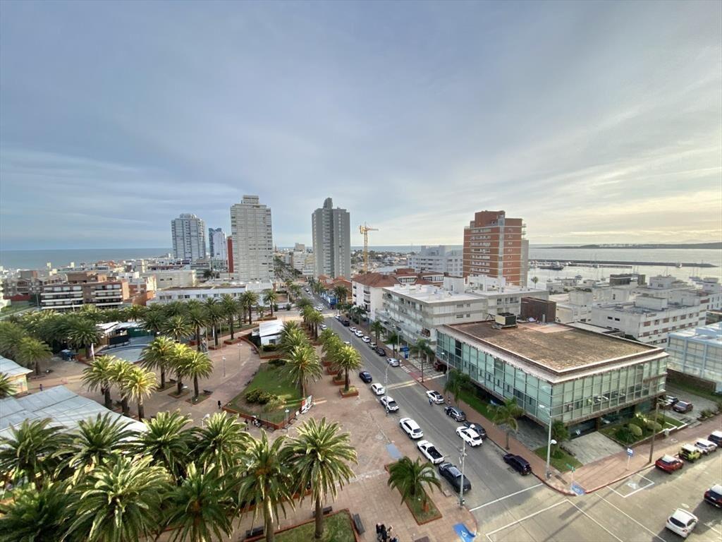 VENTA DE APARTAMENTO DE 1 DORMITORIO EN EDIFICIO