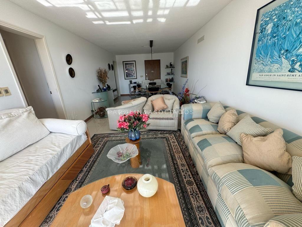 Apartamento 2 dormitorios en Roosevelt