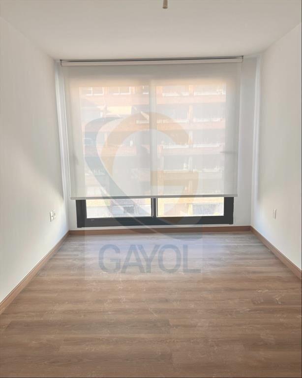 Estrene Apartamento 1 Dormitorio con balcón al frente, Poci