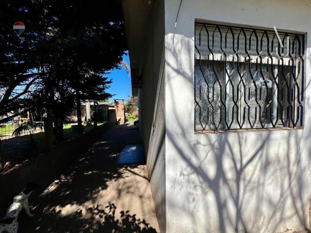 Venta de casa + apartamento en Barros Blancos