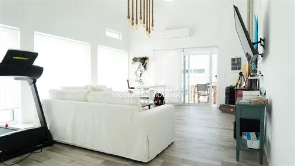 En venta casa de 4 dormitorios en Punta del Este,