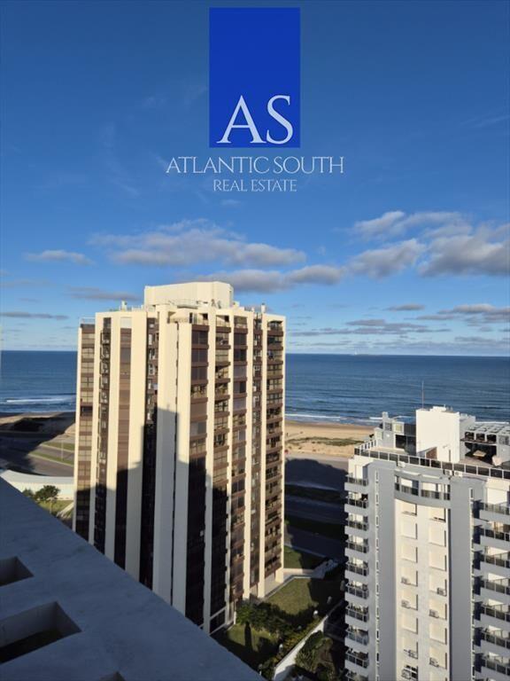 Apartamento de 2 dormitorios piso alto en Torre