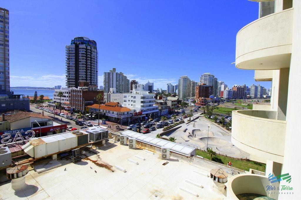 Venta de apartamento en la Península de Punta 1