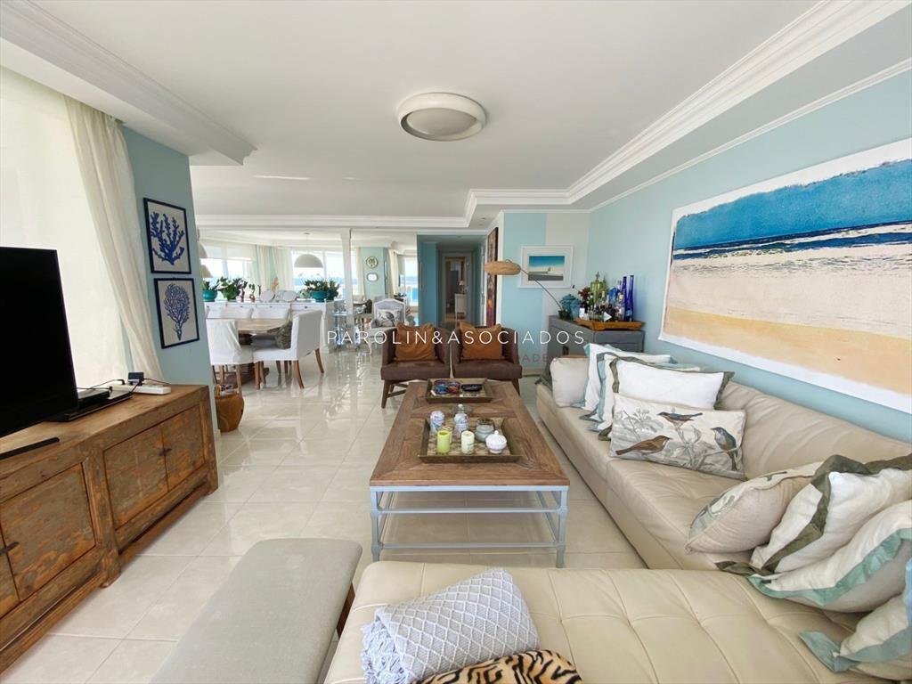 Apartamento en venta de 3 dormitorios en Tower,