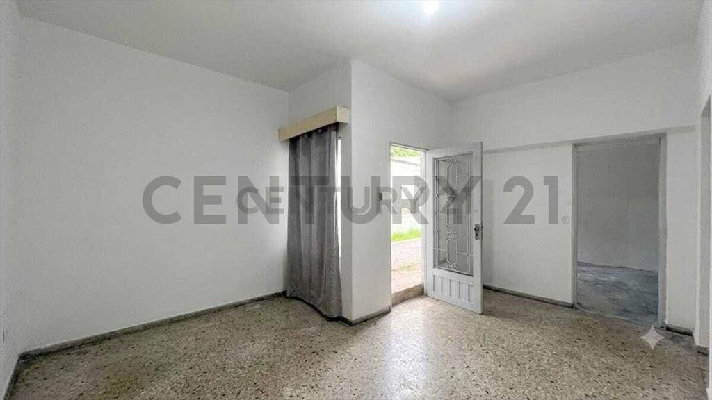 Venta 2 Casas mismoPadrón/Predio para otra/cochera/Sin Ga...