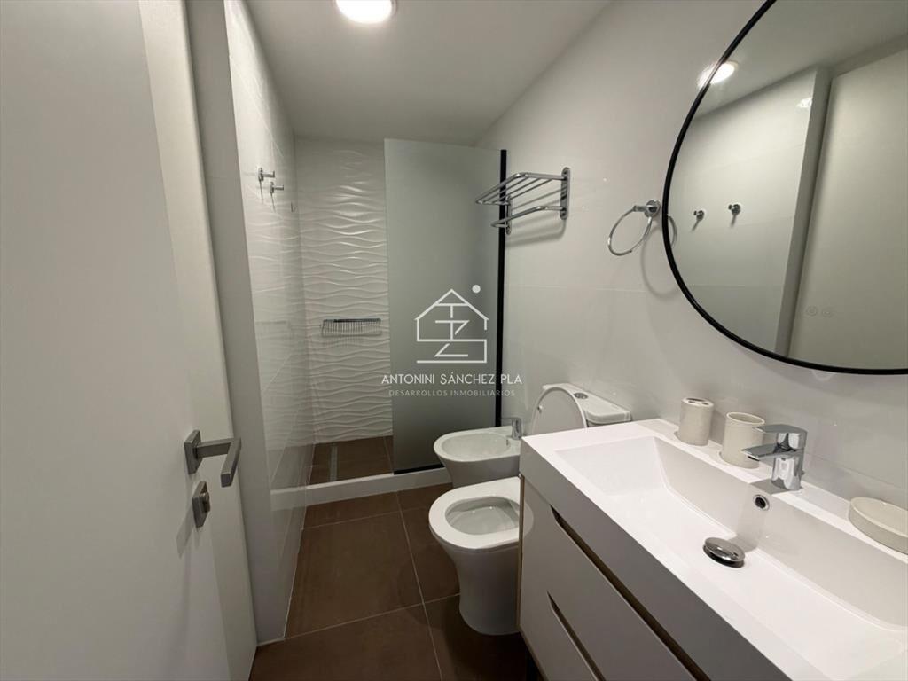 Apartamento en alquiler anual 2 dormitorios en Torres del E