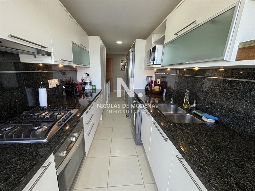 Vende apartamento con vista espectacular de 3 en