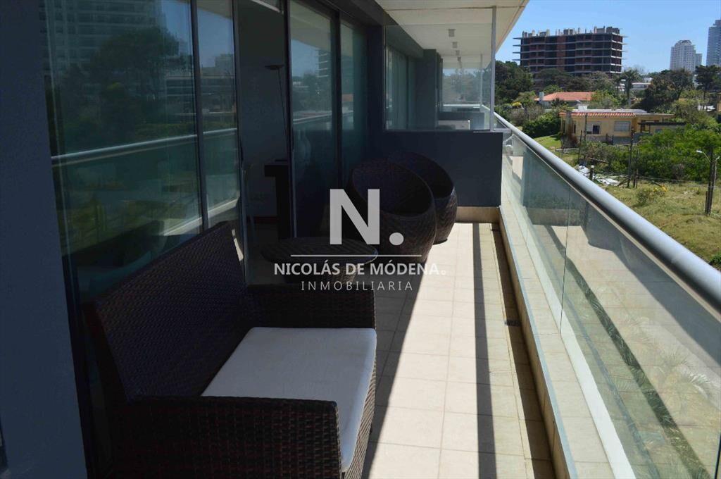 Apartamento en BRAVISSIMA 6,  En Venta, Brava, Punta del Es