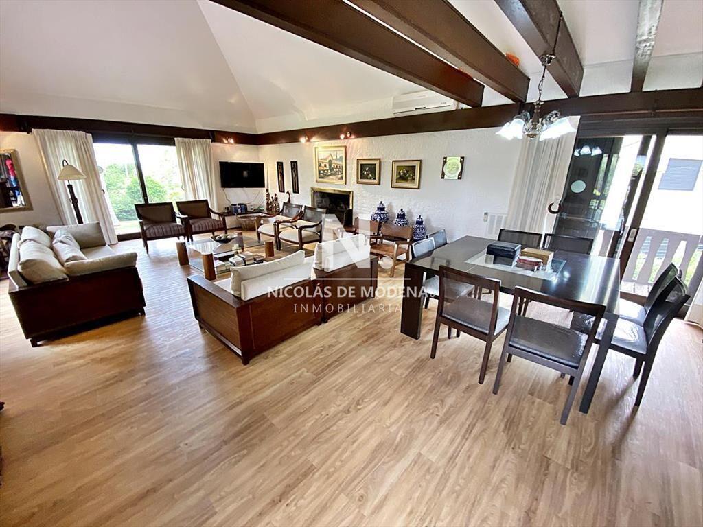 MagnÃ­fica casa en venta en Playa Mansa!!