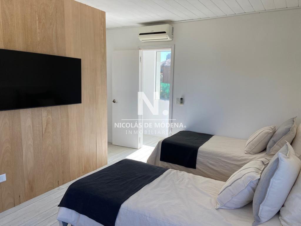 Alquila casa en Pinar del Faro en Jose Ignacio, de 3 dormit