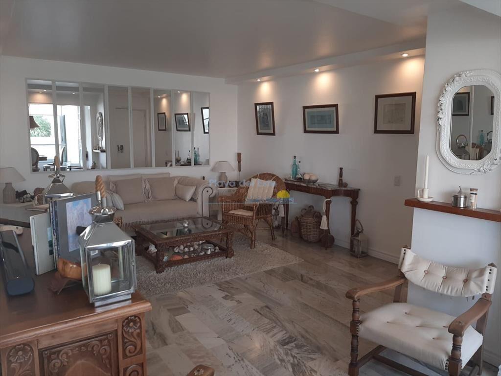 Departamento en Venta de 2 Dormitorios en Punta