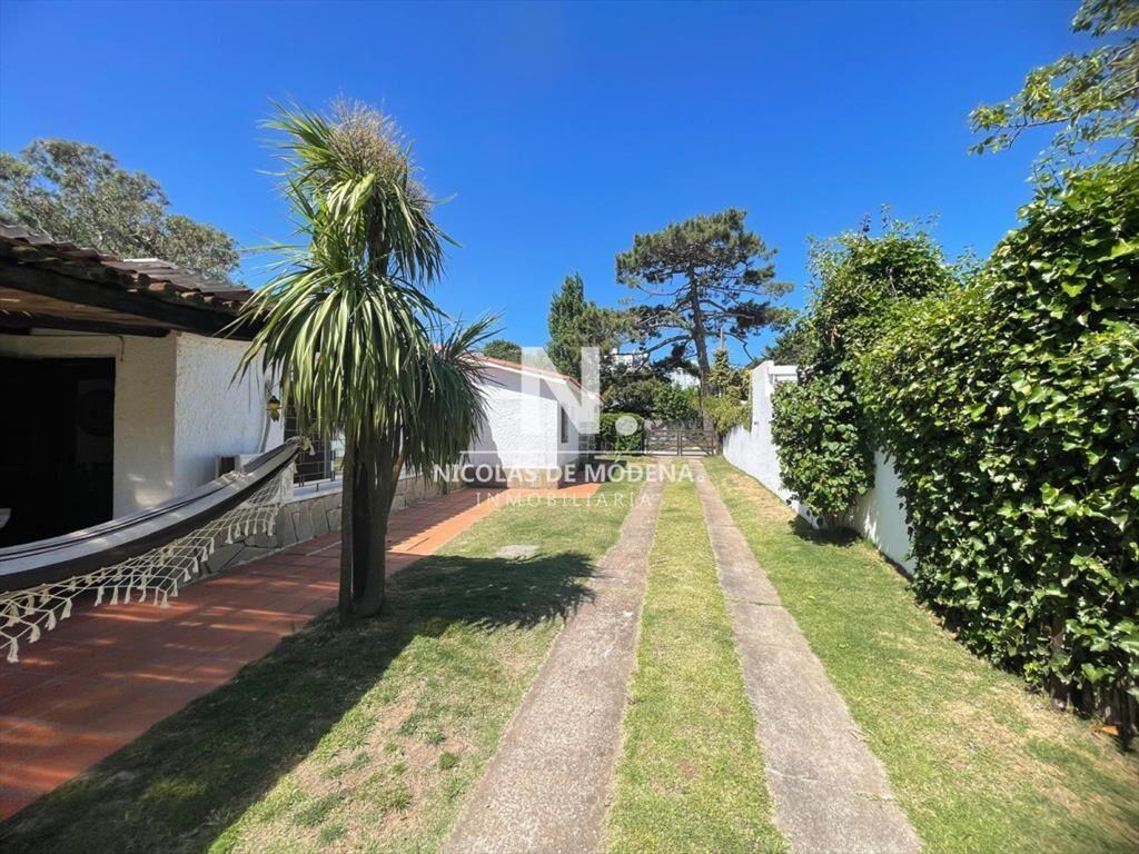 En alquiler casa de 4 dormitorios en aidy Grill, Punta del