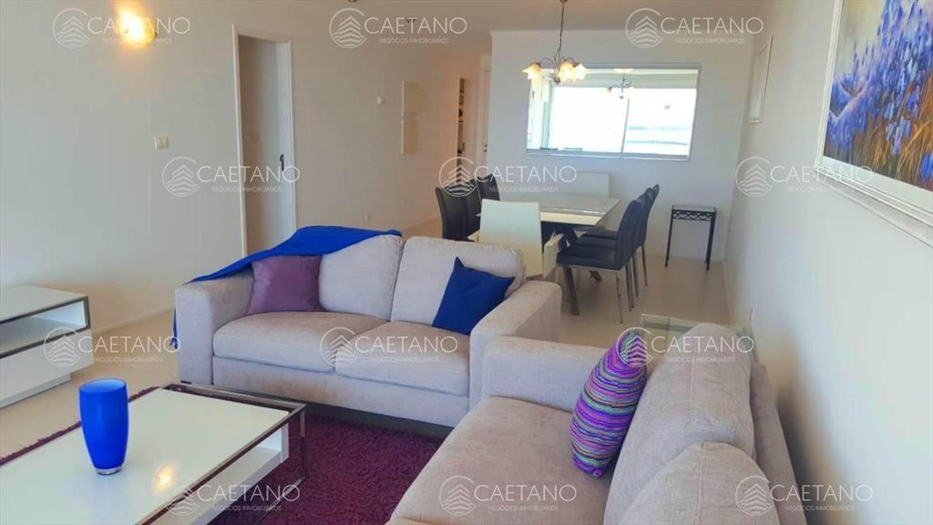 Venta apartamento 3 dormitorios. Playa brava, del