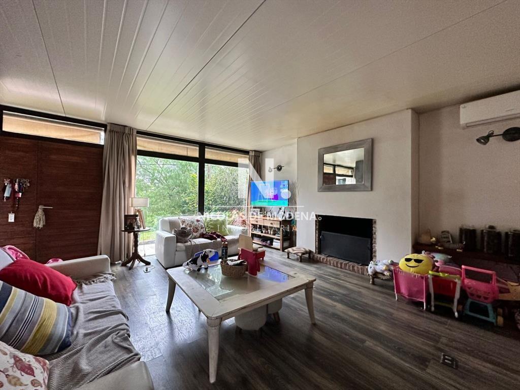 Vende casa muy linda en Pinares , Punta del Este