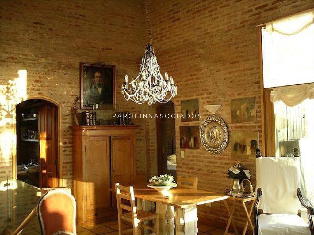 Casa en venta de 4 dormitorios en Manantiales,